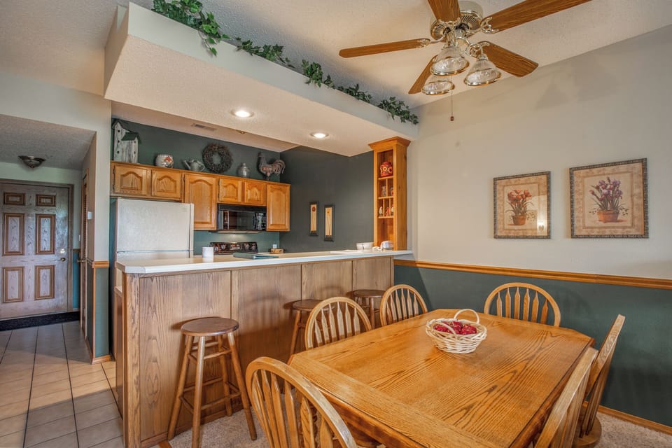 Dining - Dining Room