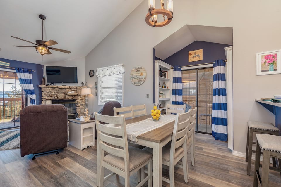 Dining - Dining Room
