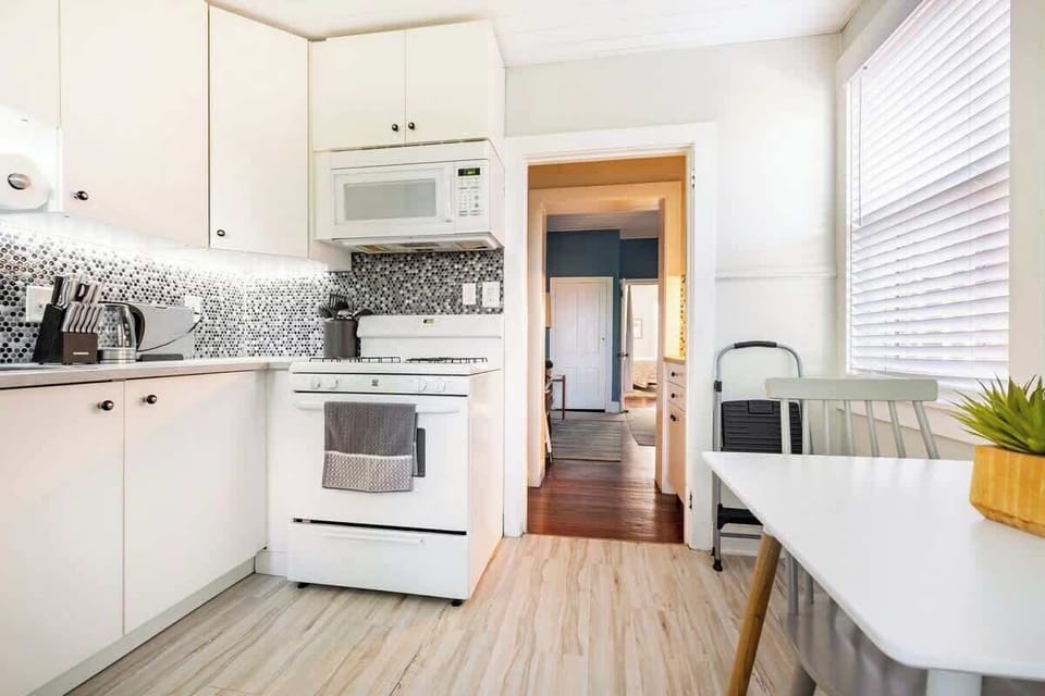 Eat in kitchen with brand new everything. 