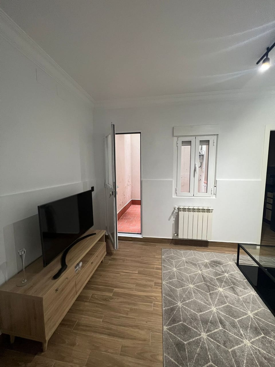 House | 1 bedroom