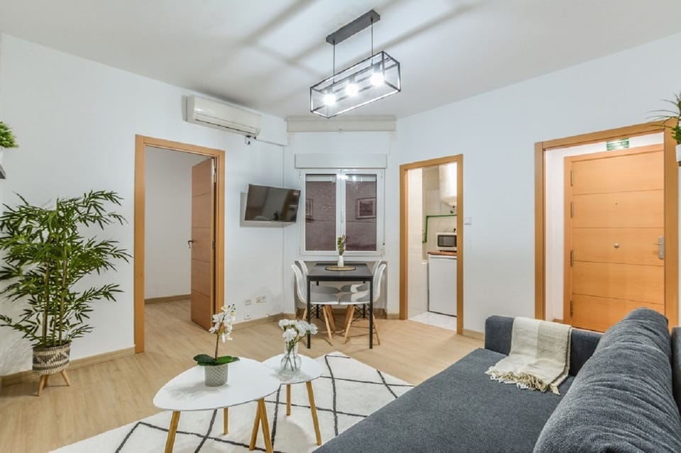 House | 1 bedroom