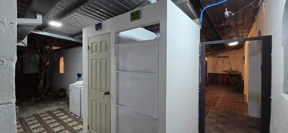Shower, soap, shampoo, toilet paper