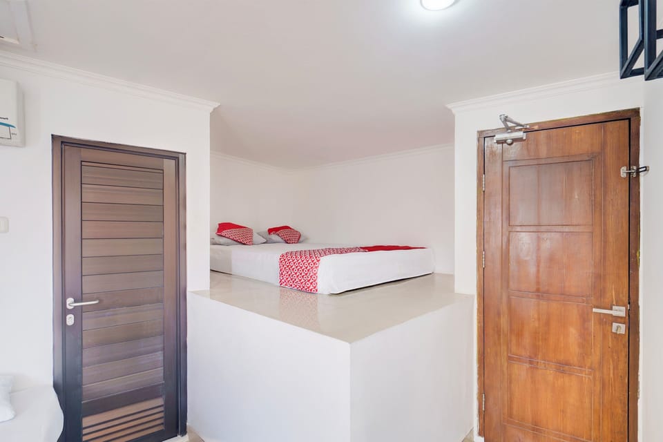Deluxe Double Room | Laptop workspace, free WiFi, bed sheets