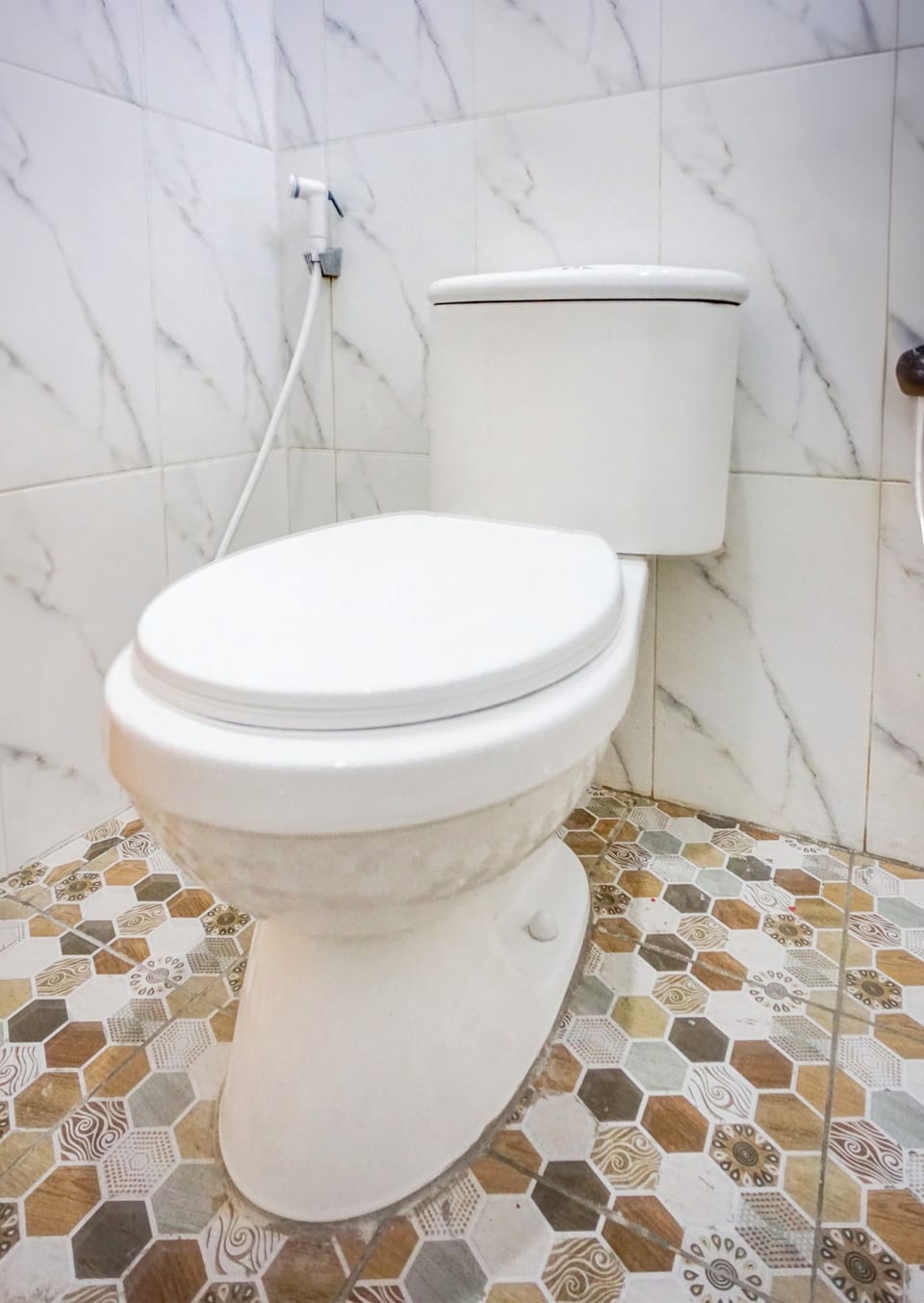 Deluxe Double Room | Bathroom | Shower, rainfall showerhead, towels