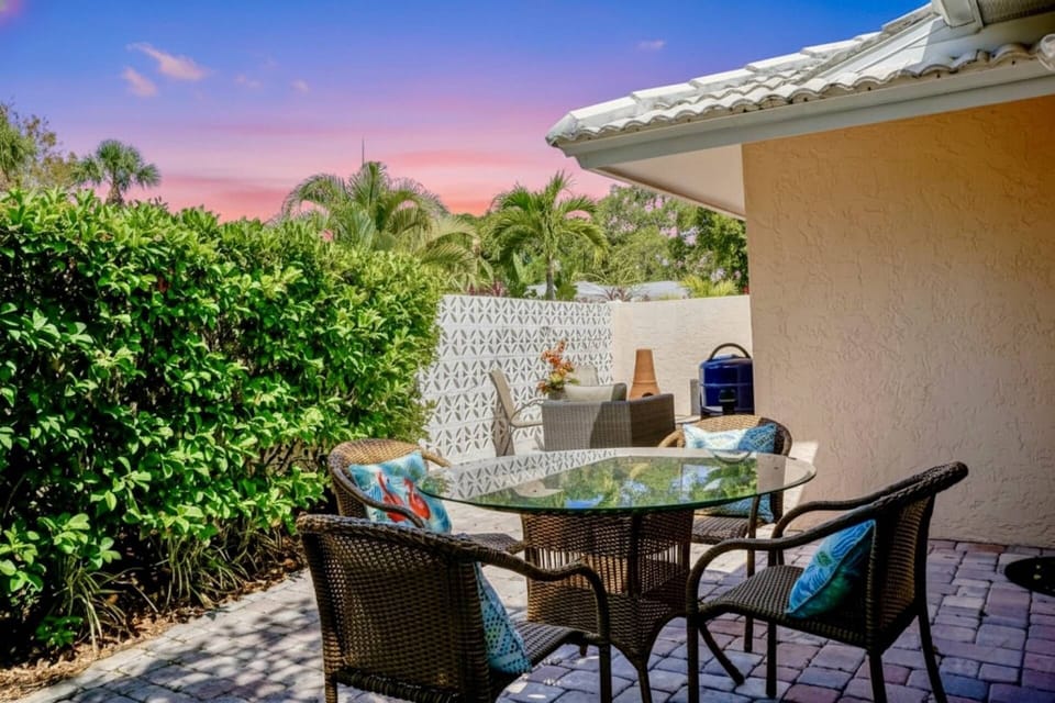 Enjoy your evenings relaxing out back on this spacious lanai!