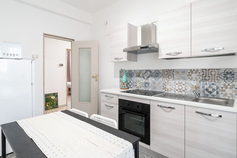 Apartment | Dining room