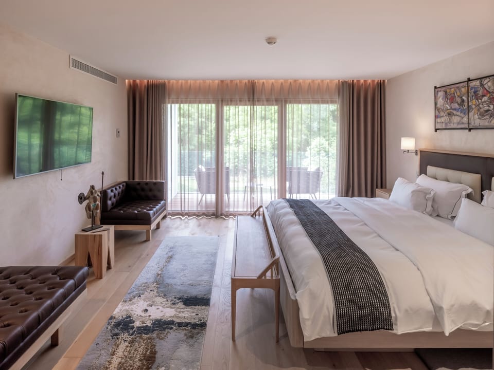 Deluxe Suite | Desk, soundproofing, iron/ironing board, free WiFi