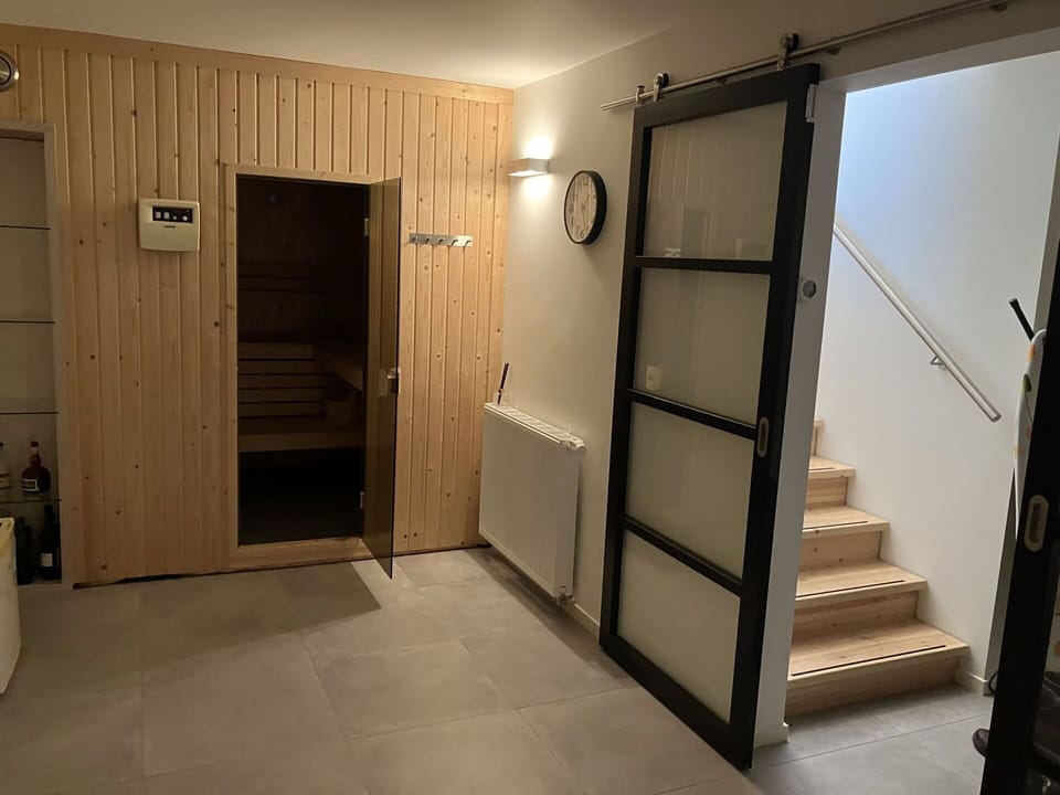 Flooring, Floor, Wall, Wood, Interior Design, Ceiling, Room, Wood Flooring, Door, Wood Stain