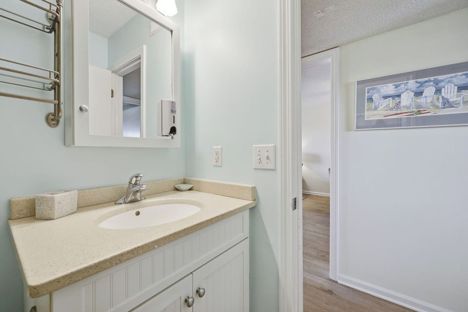 King En Suite Full Bath