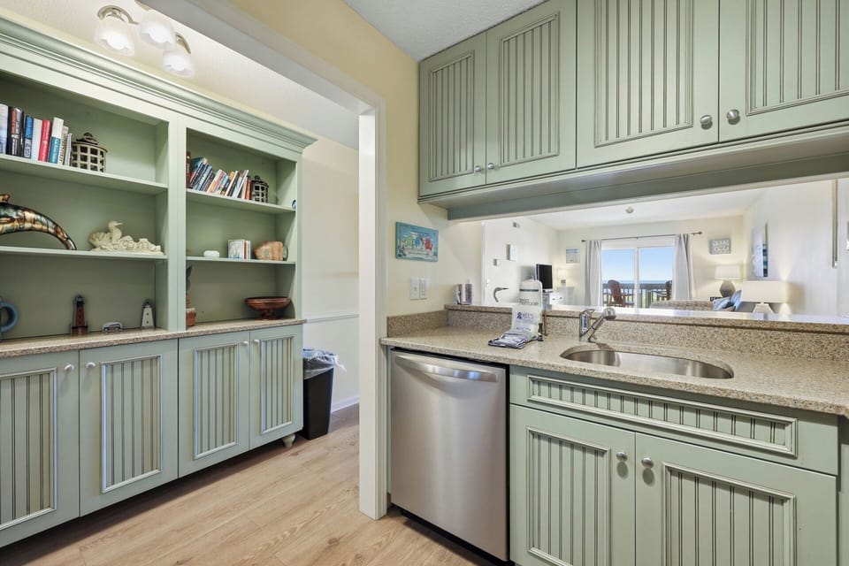 Full Kitchen