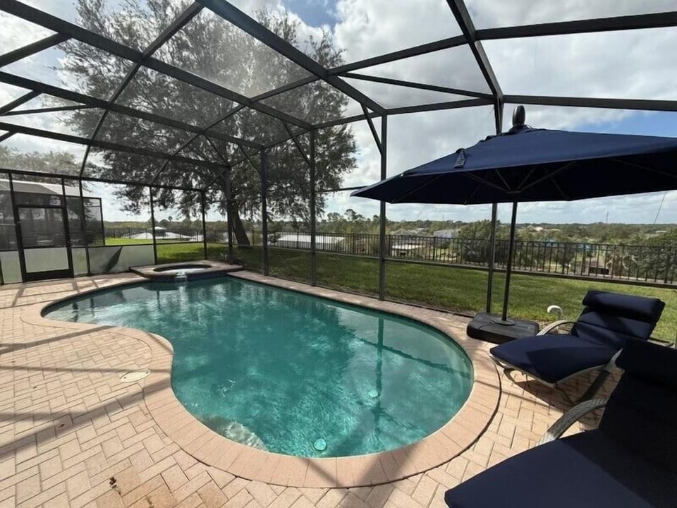 West Facing Heated Pool And Spa-No Backyard Neighbors-Beautiful Sunsets