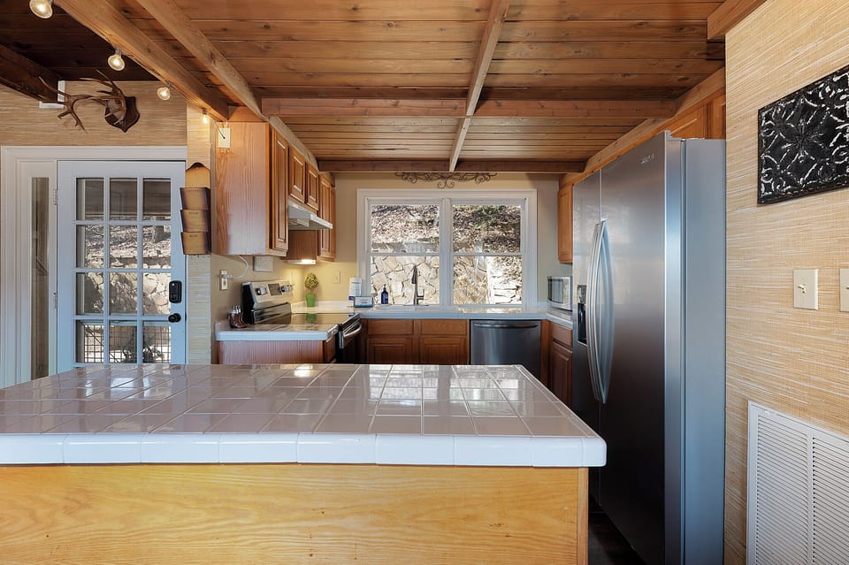 Big Sky - Fully Equipped Kitchen