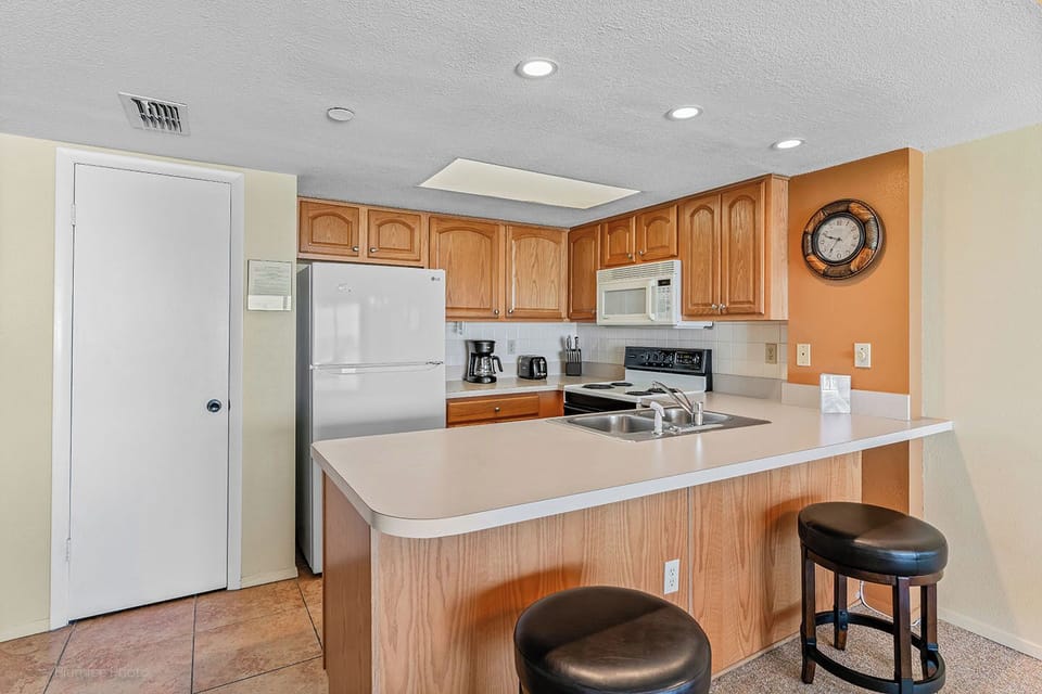 Fully appointed kitchen