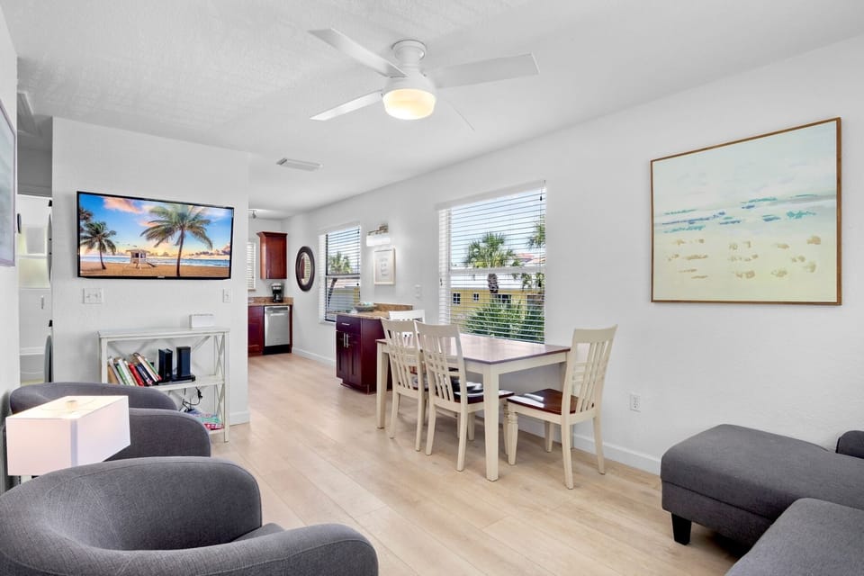 Social space with ample seating