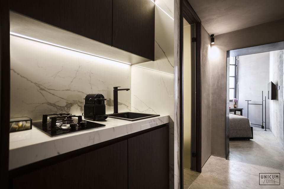 Classic Double Room, Kitchenette, City View | Hypo-allergenic bedding, down comforters, pillowtop beds, free minibar