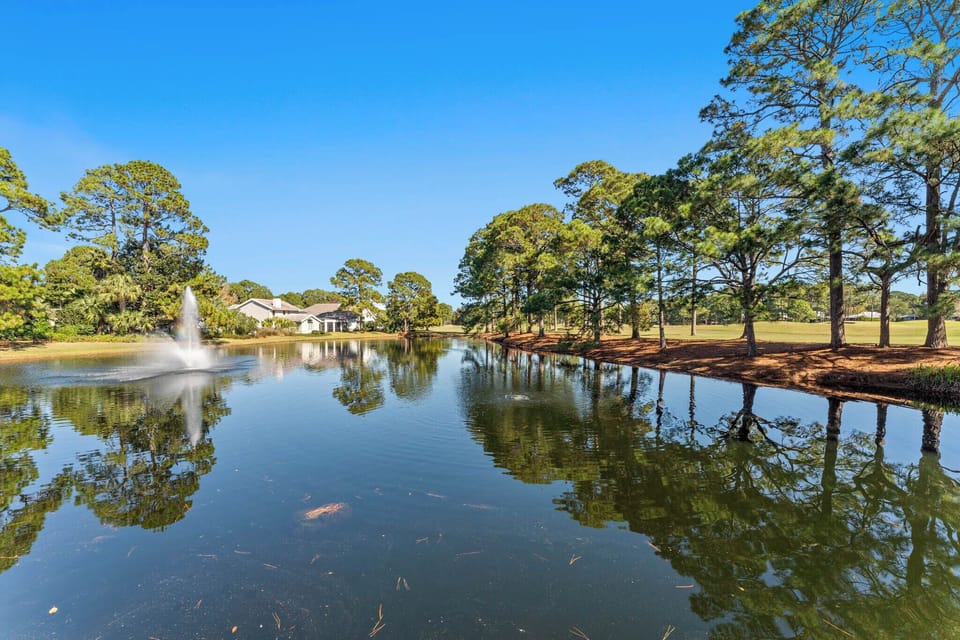 Fish Pond - Optional golf privileges as well as catch and release fishing ponds