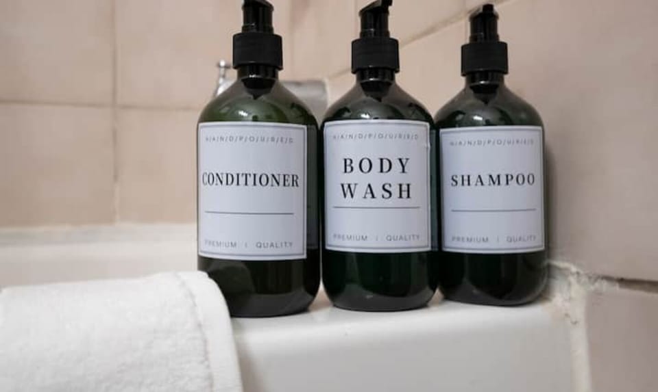 Bathroom amenities
