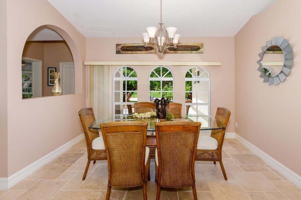 Formal Dining Room with Garden View and Seating for Six