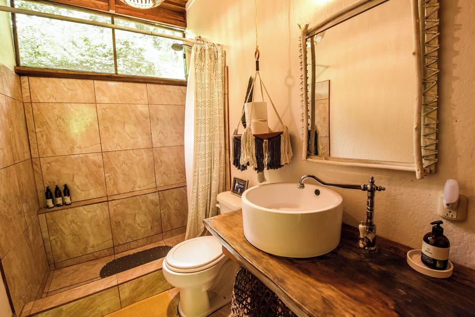 House, 2 Bedrooms, Patio, Garden View | Bathroom