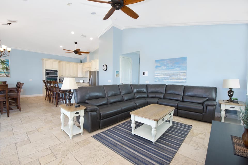 House, Multiple Beds (Blue Horizon) | Living area