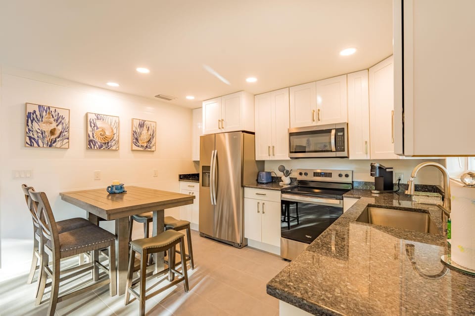 House, Multiple Beds (Great Escape-5) | Private kitchen | Oven, toaster