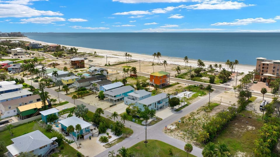 House, Multiple Beds (Big Blue Beach House) | Aerial view