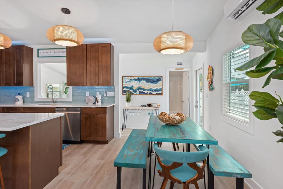House, Multiple Beds (Bluewaters Beach House) | Dining