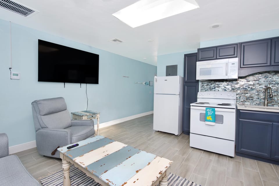 House, 1 Queen Bed with Sofa bed (MT Beach Nik #2) | Interior