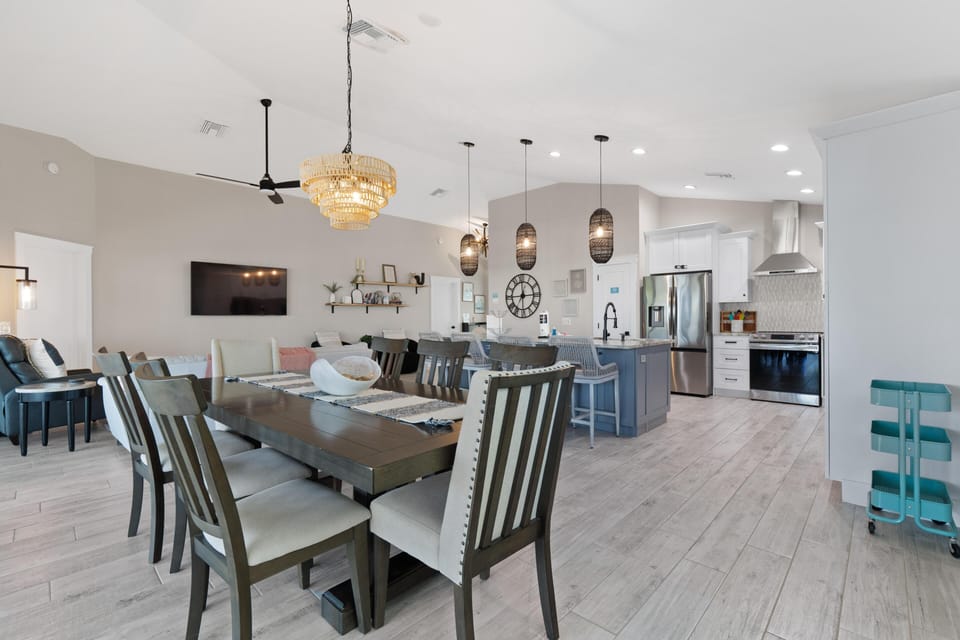 House, Multiple Beds (Harborside on Palermo) | Dining