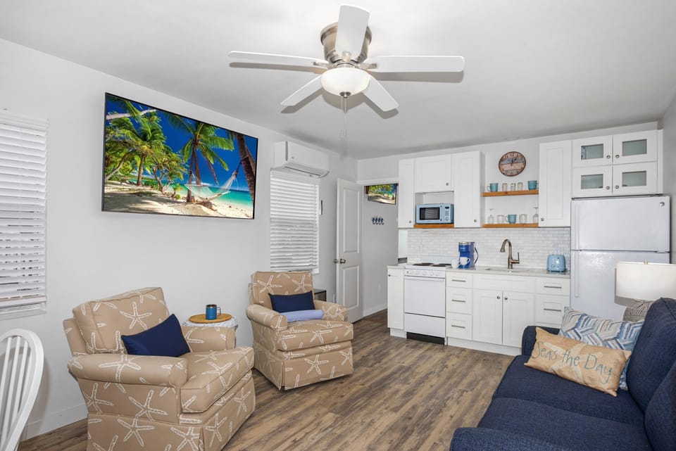 House, 1 King Bed with Sofa bed (Lucky Charm 2) | Living area