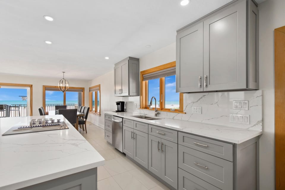 House, Multiple Beds (Beachfront Palace (Saint Kyrollos VI)) | Private kitchen