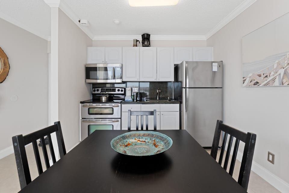 Condo, 1 King Bed with Sofa bed (Estero Beach & Tennis 901-C) | Private kitchen | Oven, toaster