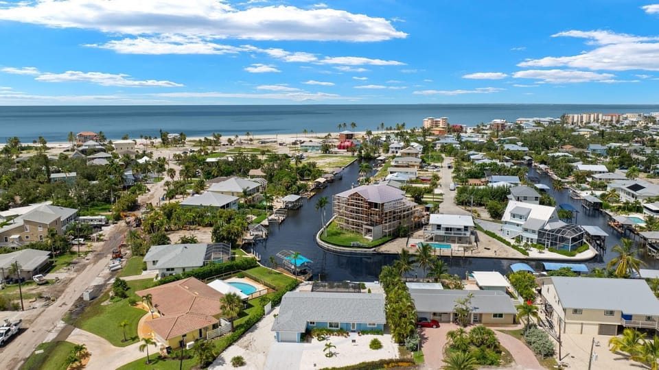 House, Multiple Beds (Seminole Sanctuary) | Aerial view