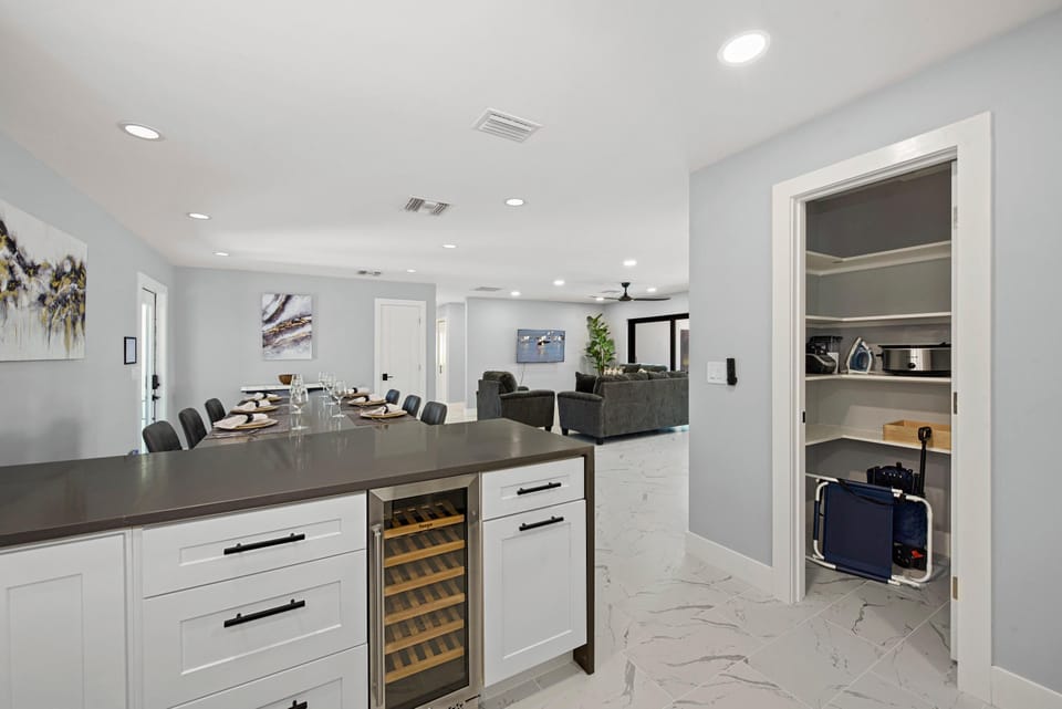 House, Multiple Beds (Ibis Landing) | Interior