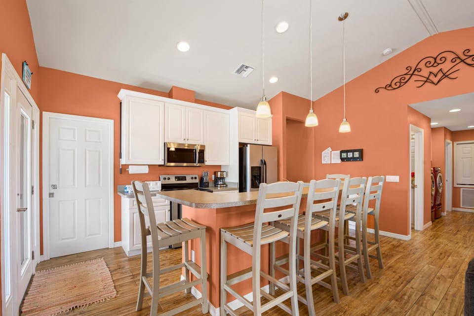 House, Multiple Beds (Sand Dollar on Miramar) | Private kitchen | Oven, toaster