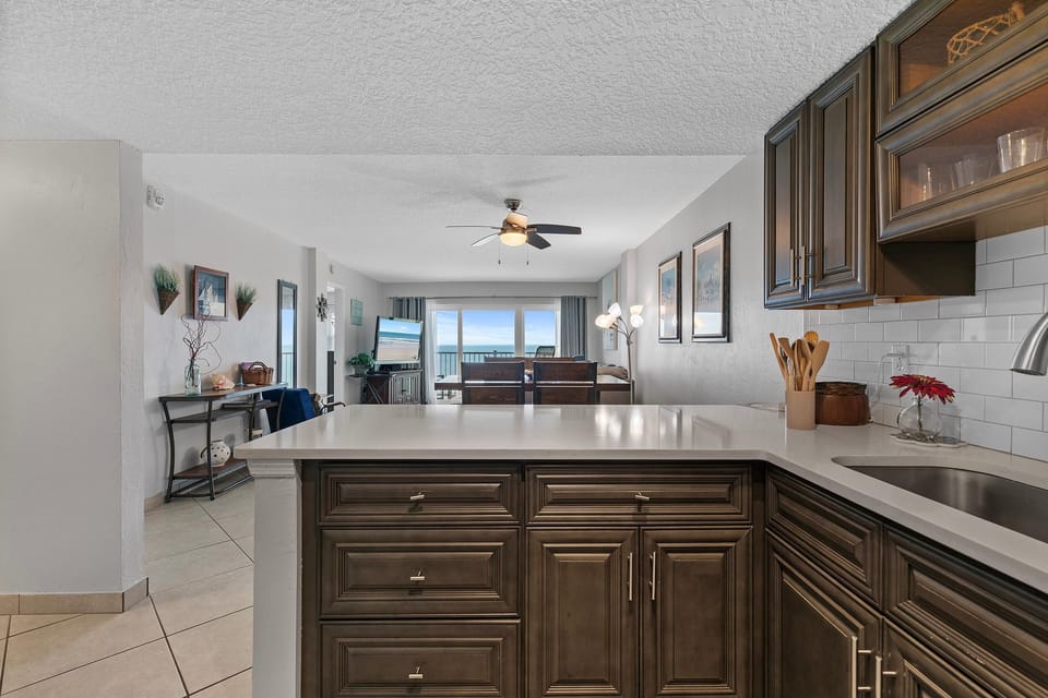 Condo, Multiple Beds (Ponce de Leon Towers 503) | Interior