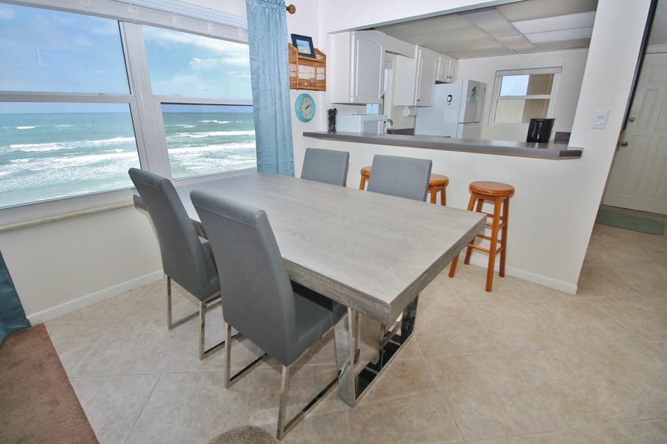 Condo, Multiple Beds (Sea Coast Condominium 518) | Dining