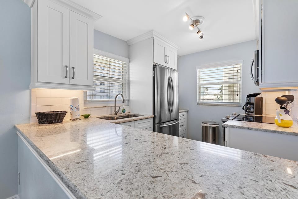 Condo, Multiple Beds (Sea Coast Gardens II 106) | Private kitchen | Oven, toaster