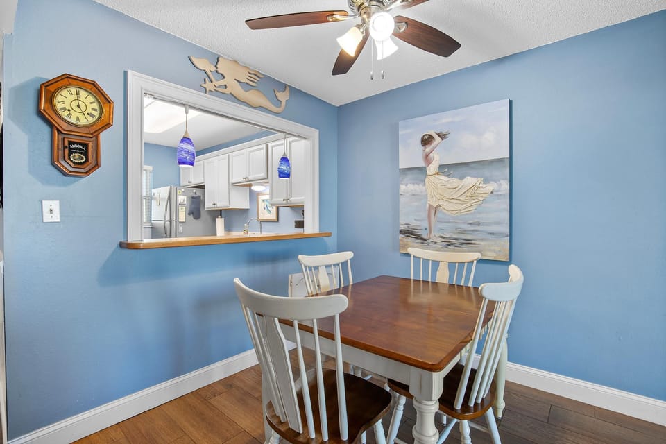 Condo, 1 King Bed with Sofa bed (Sea Coast Gardens II 117) | Dining