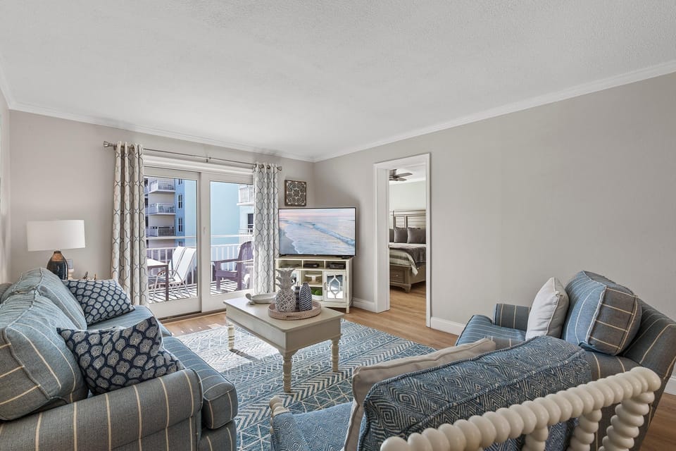 Condo, Multiple Beds (Sea Coast Gardens II 314) | Living area