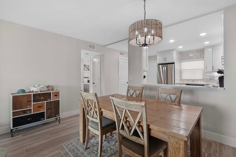 Condo, Multiple Beds (Sea Coast Gardens III 111) | Dining
