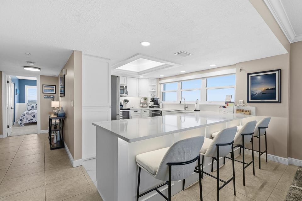 Condo, Multiple Beds (Southwind 905) | Private kitchen | Oven