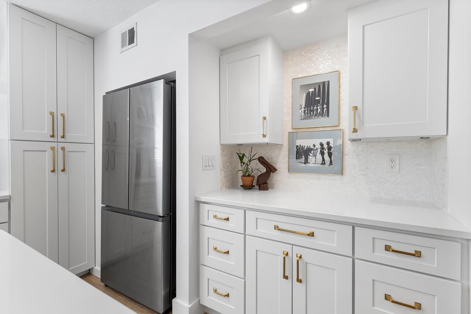 Condo, Multiple Beds (Colony Beach Club 122) | Interior