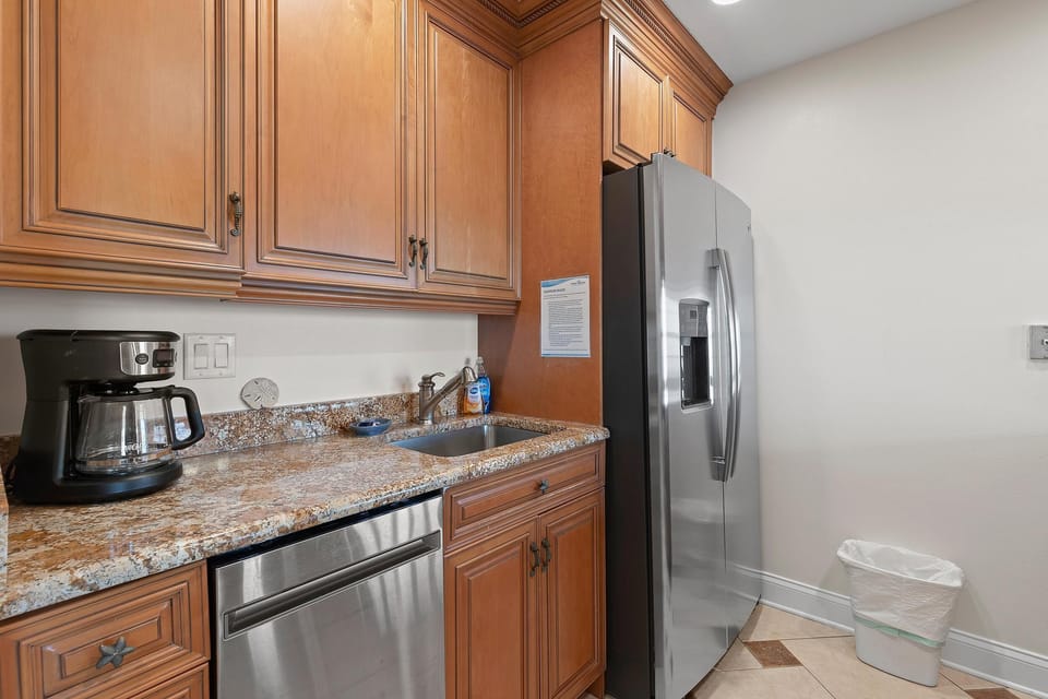 Condo, 1 King Bed (Colony Beach Club 225) | Interior