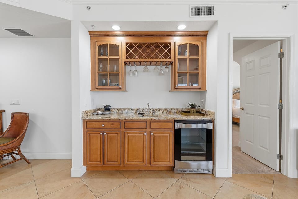 Condo, Multiple Beds (Atlantic Villas 301) | Interior