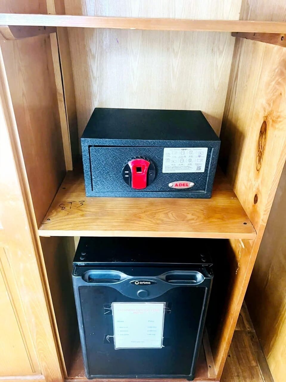 In-room safe, soundproofing, free WiFi