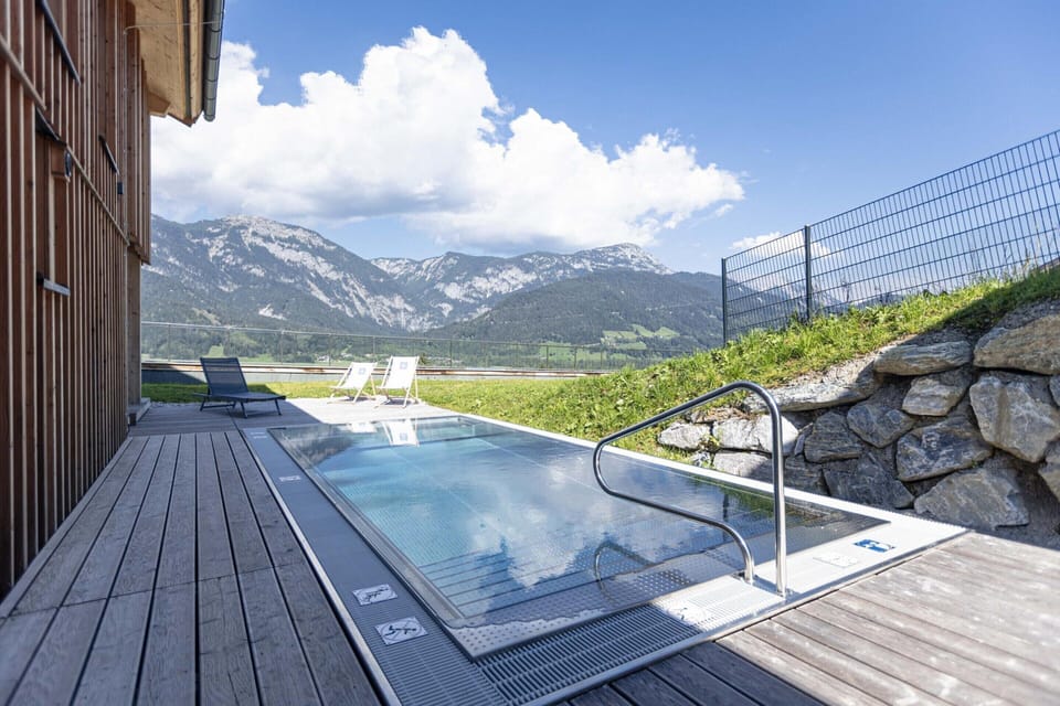 Chalet | Pool | Outdoor pool