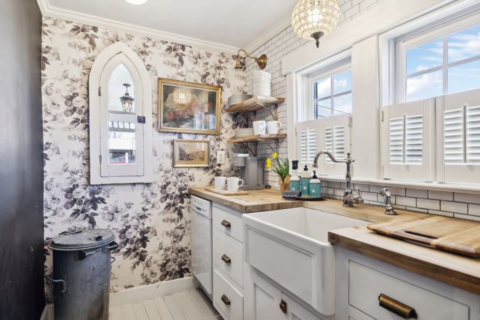Kitchen (2)