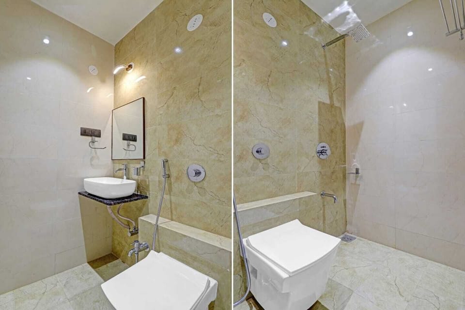 Towels, soap, shampoo, toilet paper