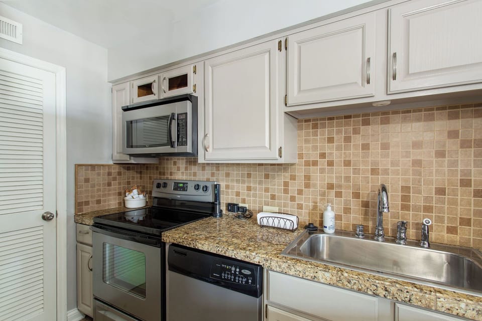 Whether you’re whipping up a quick breakfast or a gourmet dinner, this kitchen is the perfect partner